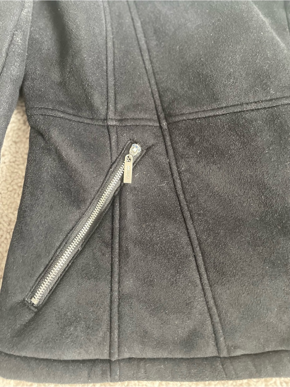 GUESS Black Faux Suede Sherpa Lined Asymmetrical Zip Moto Jacket S / P - Picture 2 of 6